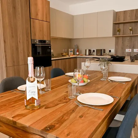 Vista Point Apartment *