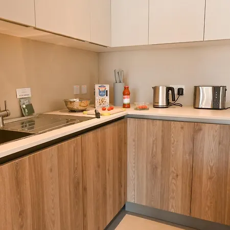 Vista Point Apartment *