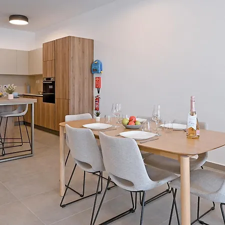 Vista Point Apartment *